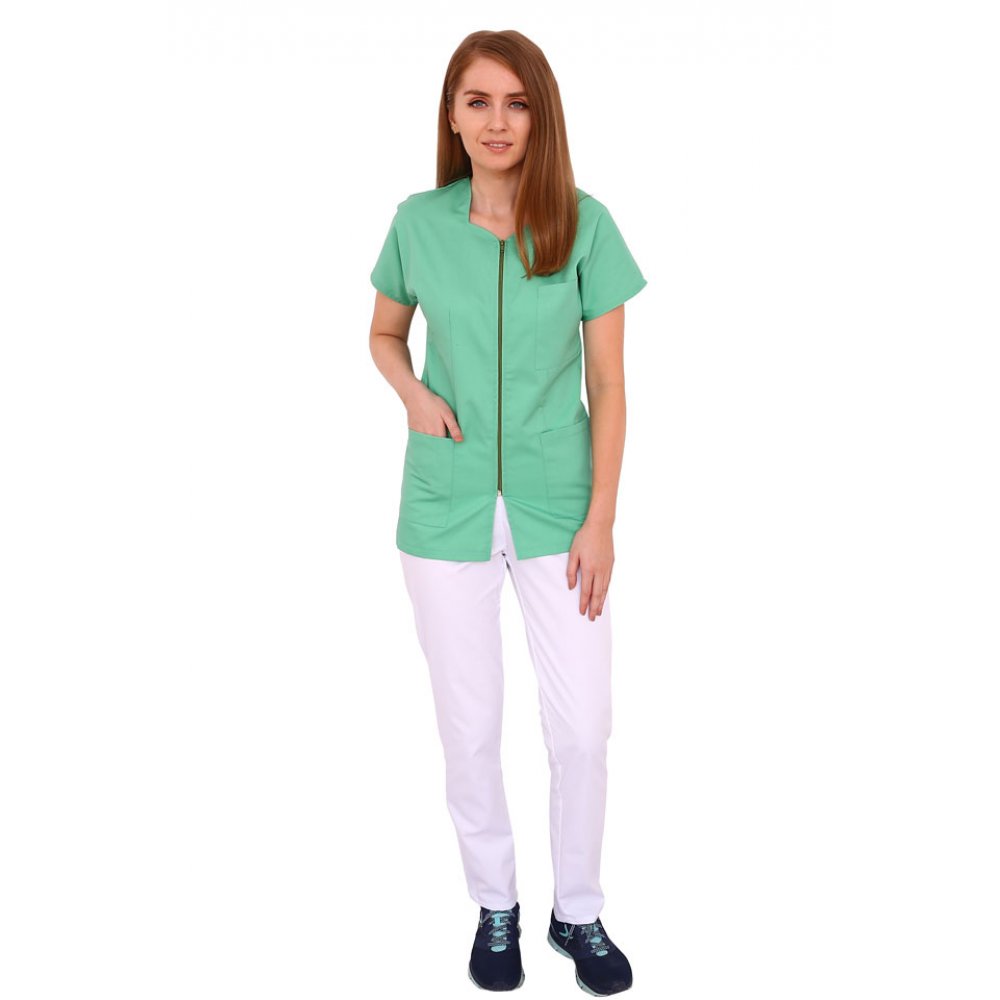 Dr. in uniforma