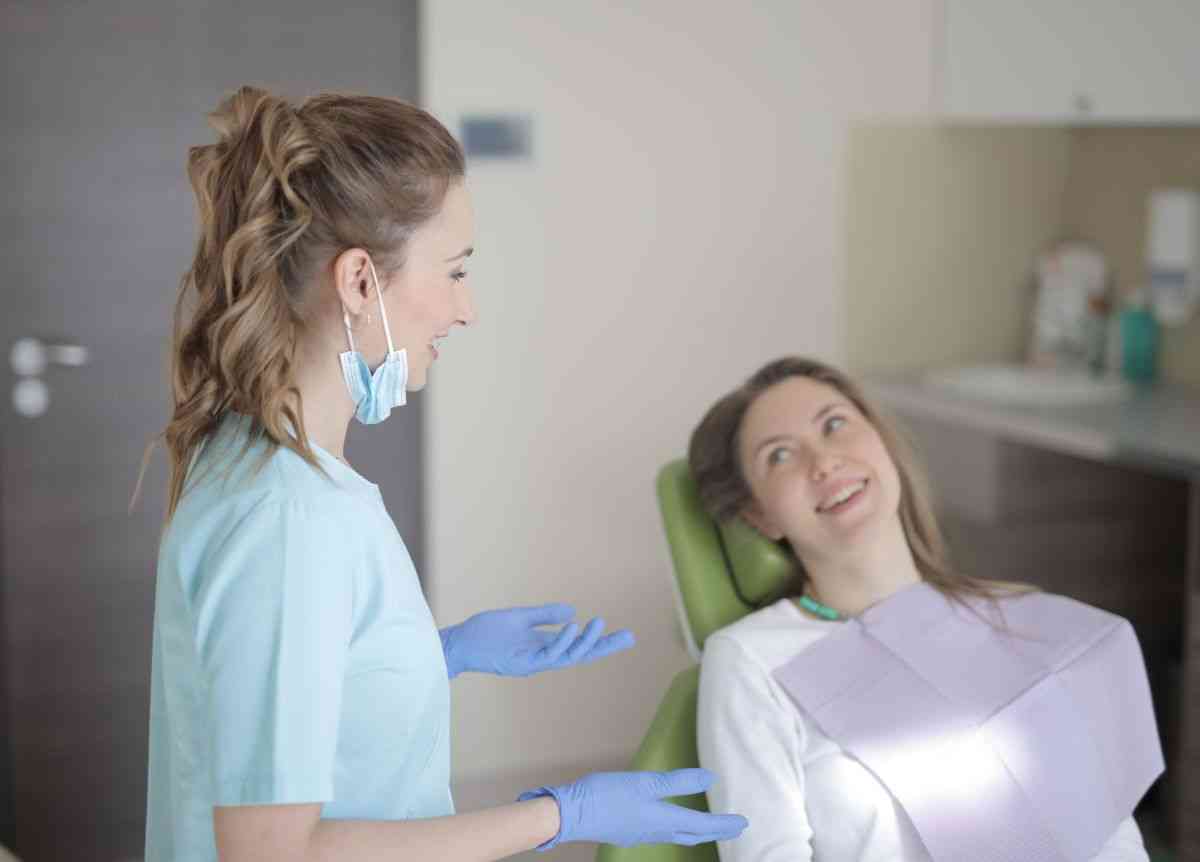 implant dentar