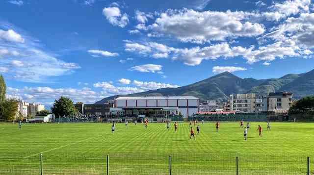 servicii terenuri sportive