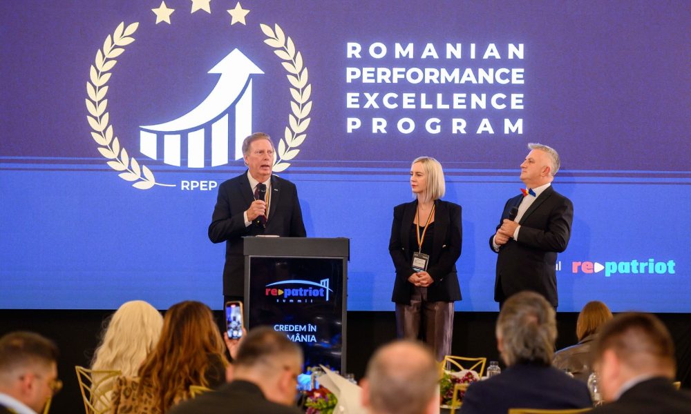 România pierde 12 locuri la competitivitate. O nouă serie RPEP pentru liderii care schimbă organizații